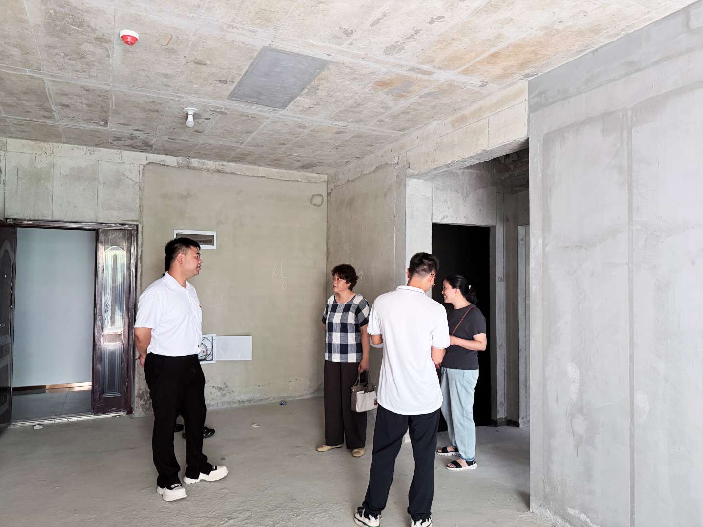 2 业主验房.jpg
